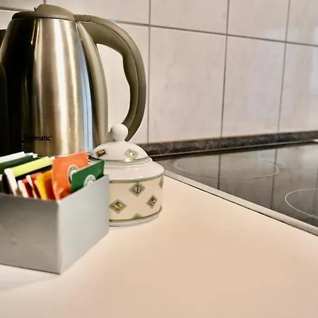 With Balkon - Near Koelnmesse - Temporary Living- Апартаменты