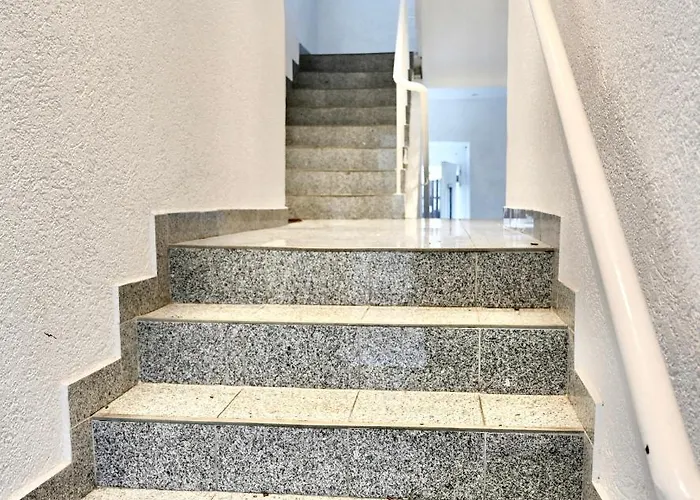 Apartment With Balkon - Near Koelnmesse - Temporary Living- Köln