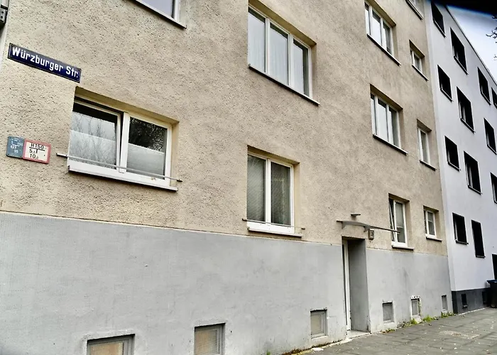 With Balkon - Near Koelnmesse - Temporary Living- Appartement *